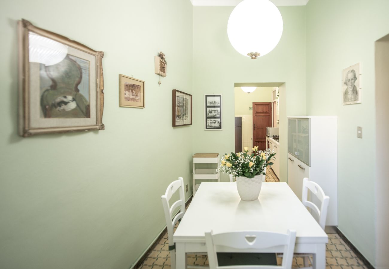 Appartamento a Lucca - Re Migio Apartment with Terrace and Lift