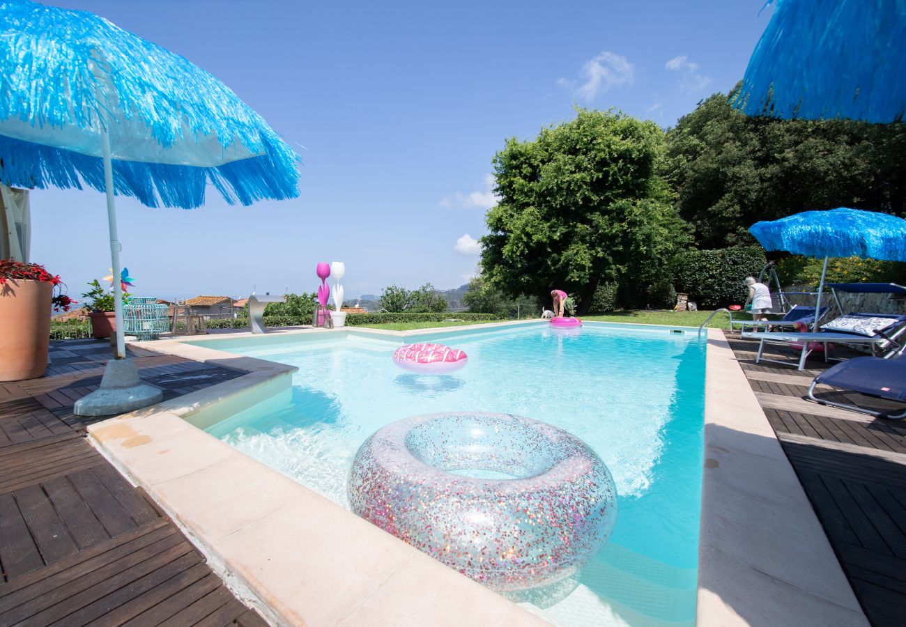 Appartamento a Chiatri - Marco's Villa - Apartment with Private Pool