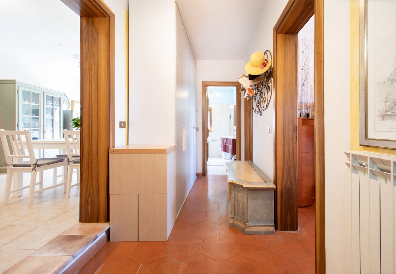 Appartamento a Chiatri - Marco's Villa - Apartment with Private Pool