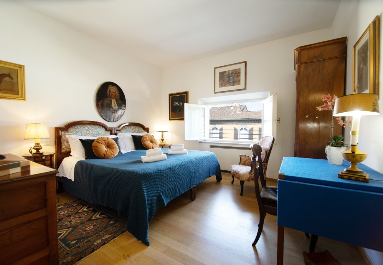 Appartamento a Lucca - Piazza Bernardini Apartment in Center Town