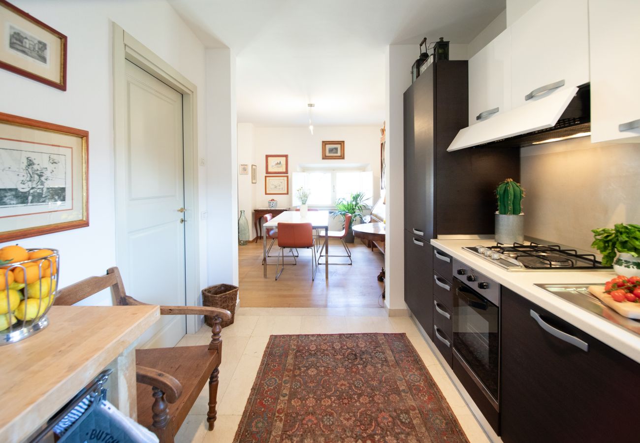 Appartamento a Lucca - Piazza Bernardini Apartment in Center Town