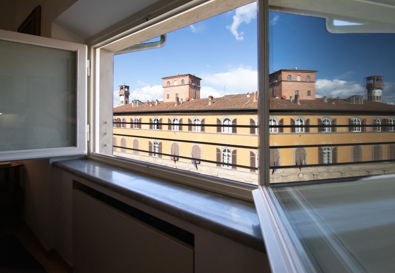 Appartamento a Lucca - Piazza Bernardini Apartment in Center Town