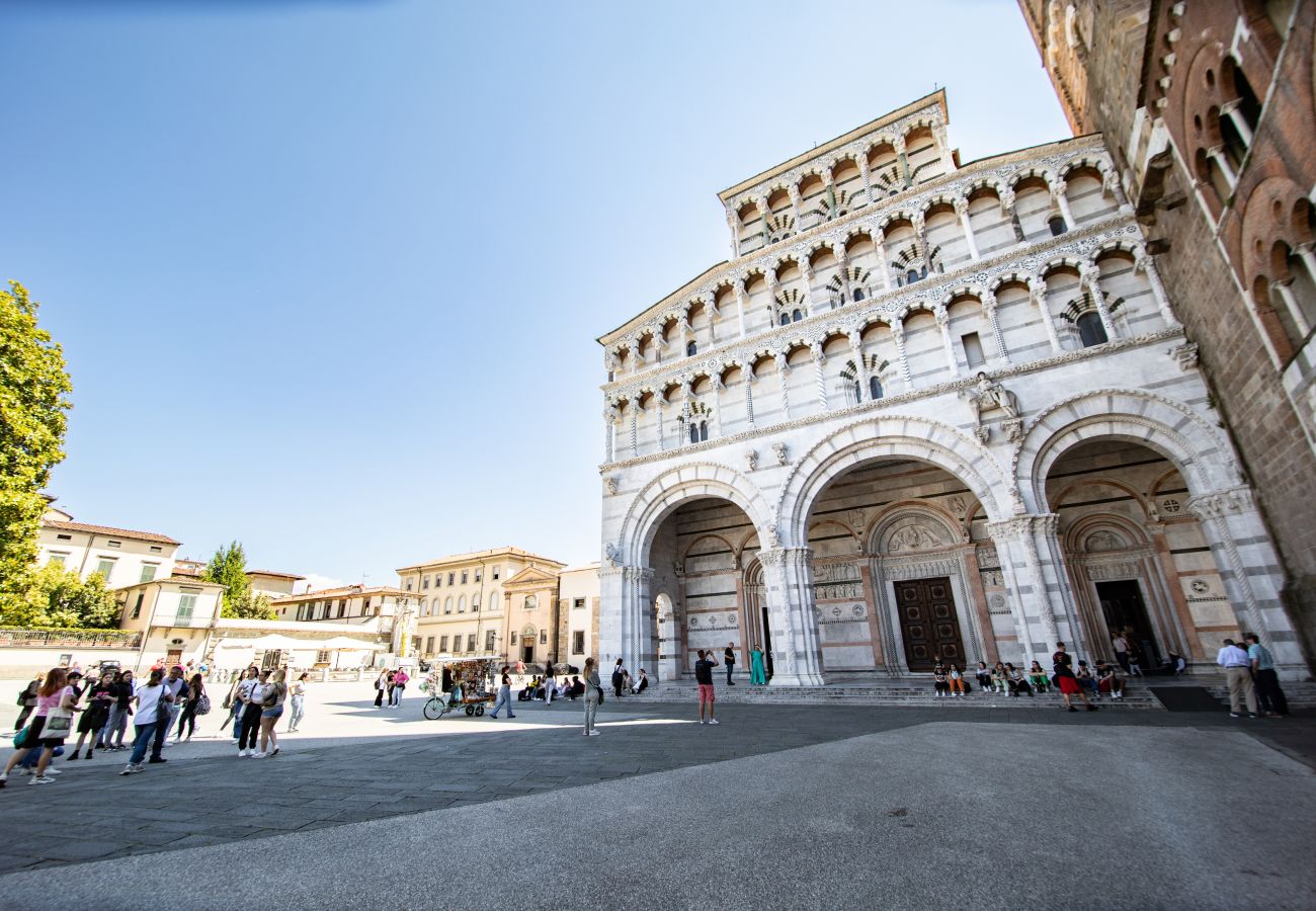 Appartamento a Lucca - Piazza Bernardini Apartment in Center Town