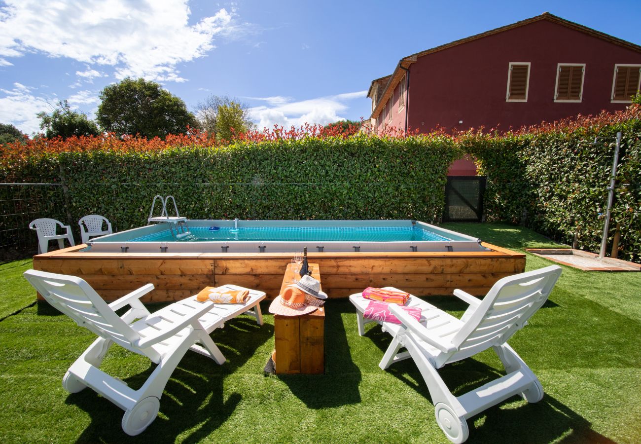 Appartamento a Porcari - Luna Apartment with Swimming Pool