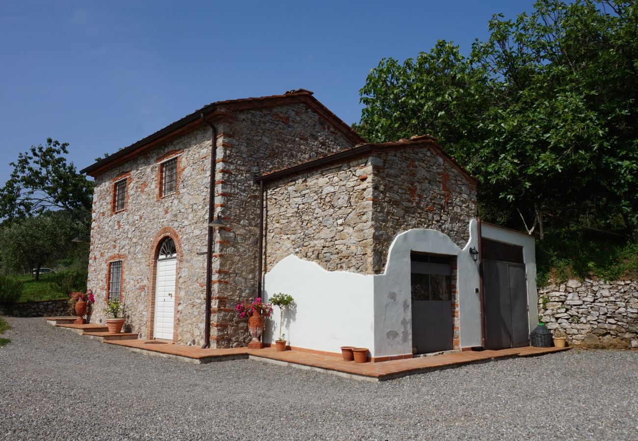 Zimmeranmietung in Chiatri - Camera La Piccionaia with Swimming Pool