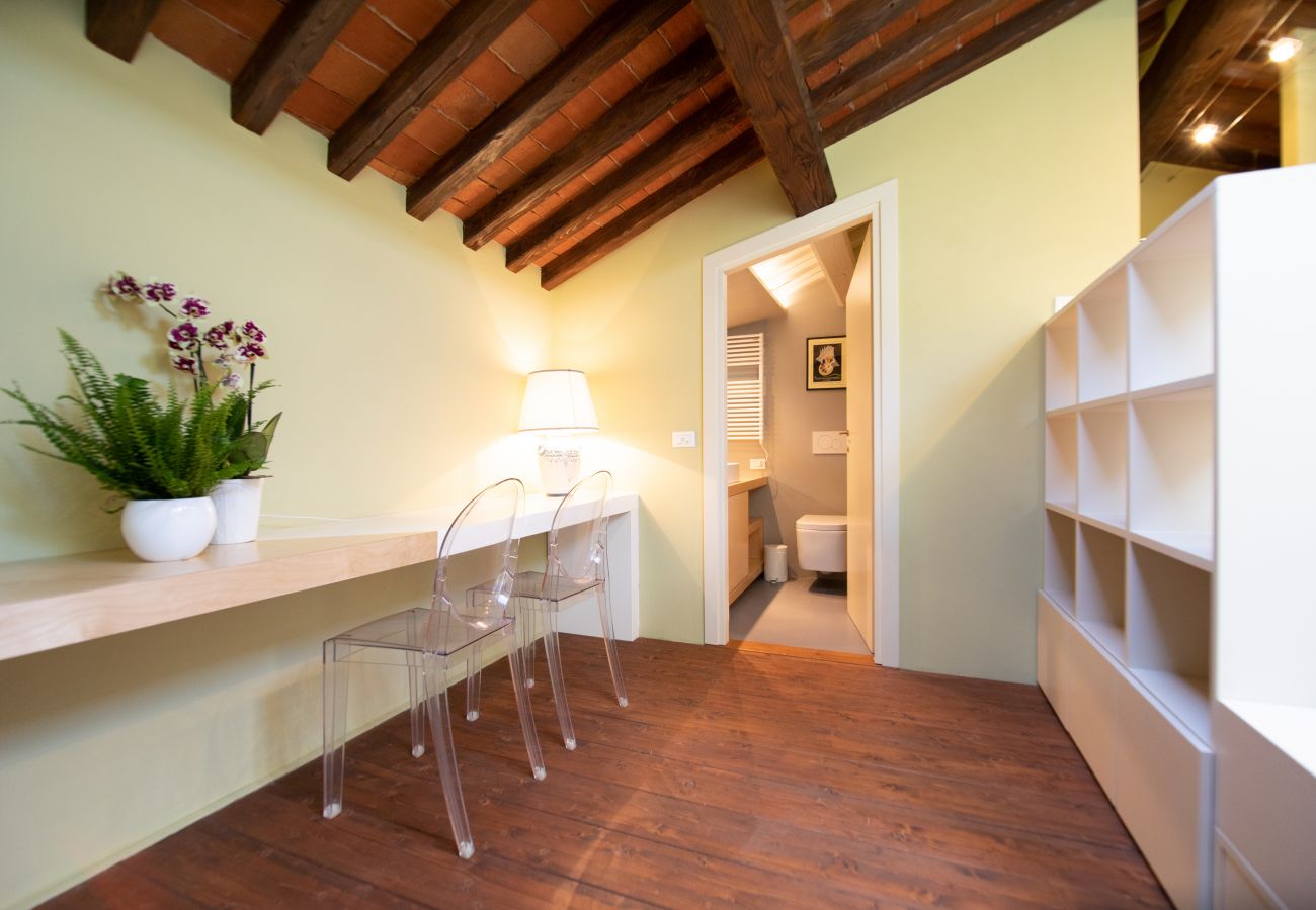 Ferienwohnung in Lucca - Casa della Luce Luxury in Center Town