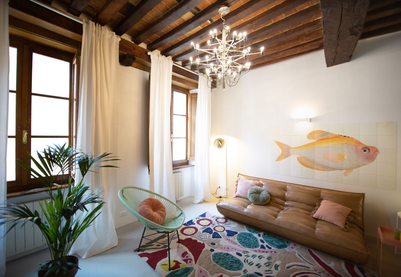 Ferienwohnung in Lucca - La Corticella Luxury Apartment with Terrace