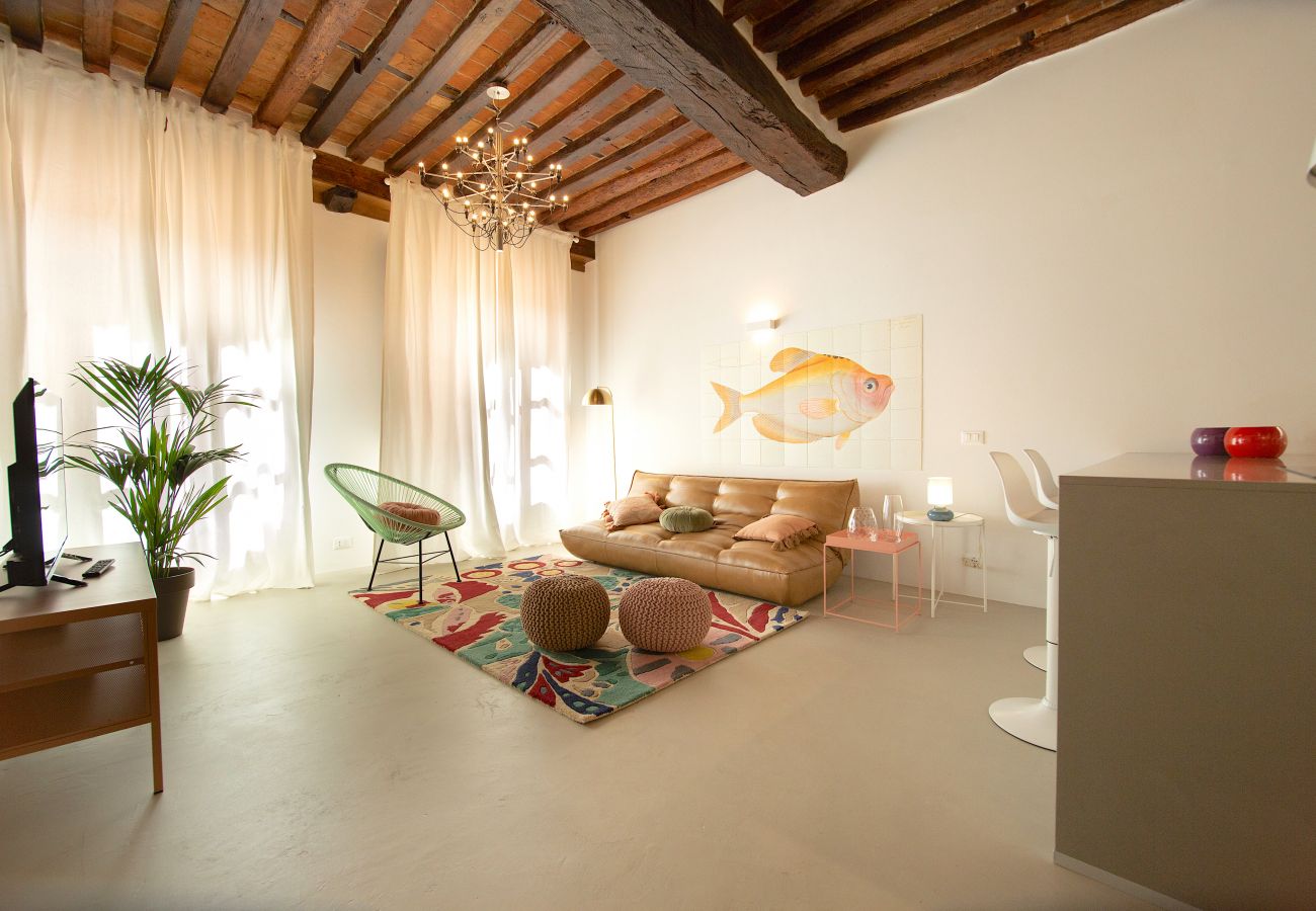 Ferienwohnung in Lucca - La Corticella Luxury Apartment with Terrace