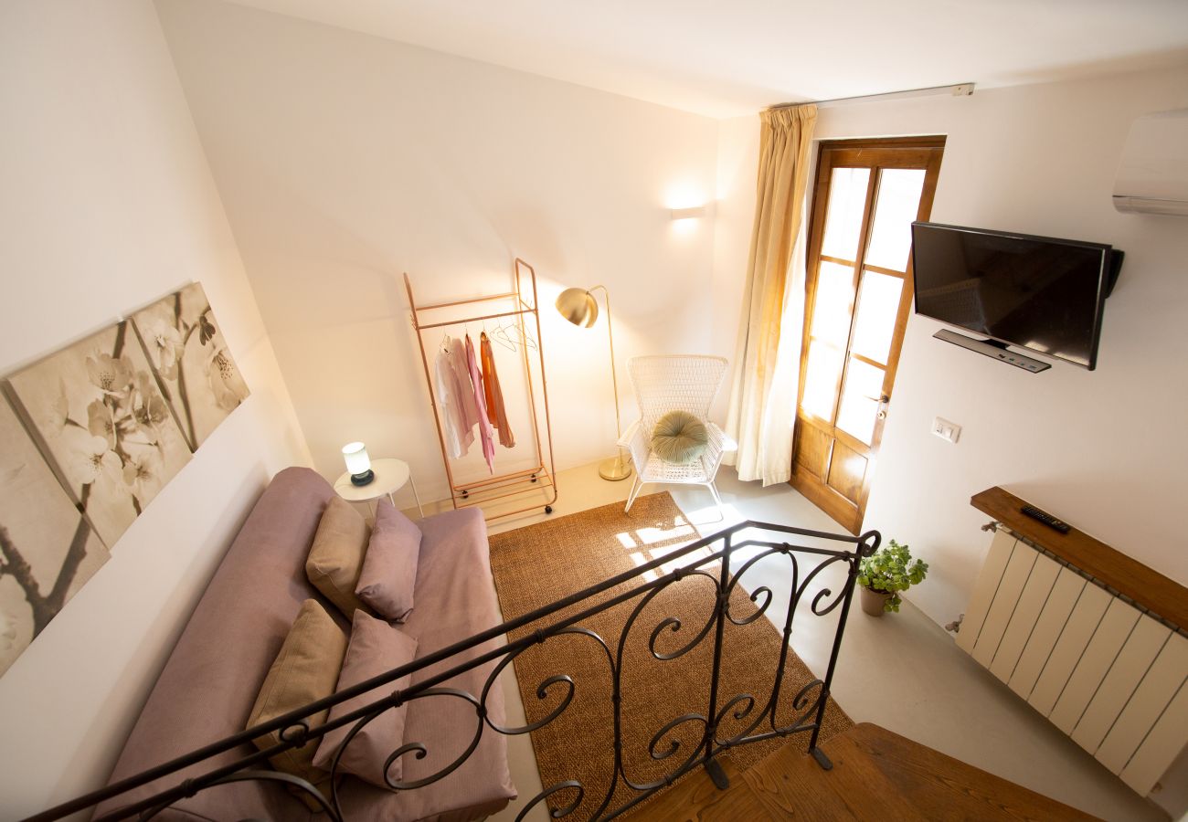 Ferienwohnung in Lucca - La Corticella Luxury Apartment with Terrace