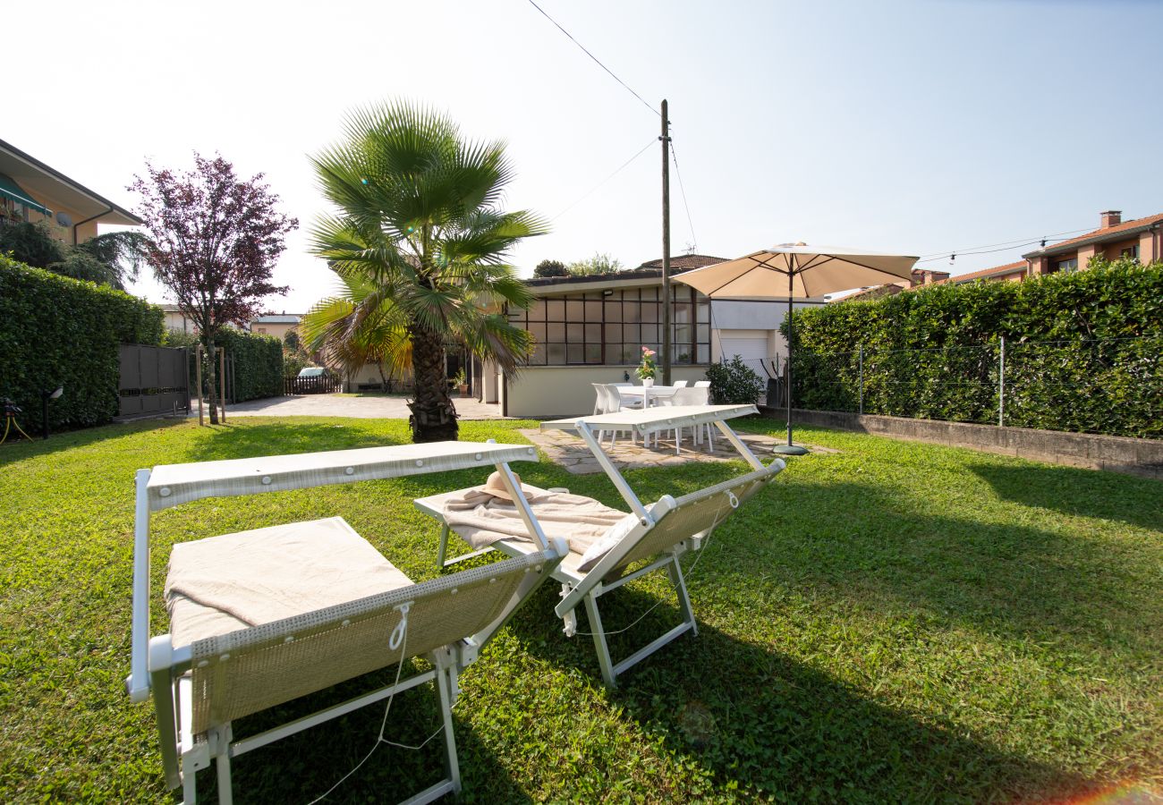 Ferienwohnung in Lucca - Villa Barsotti Luxury Apartment Close Center Town