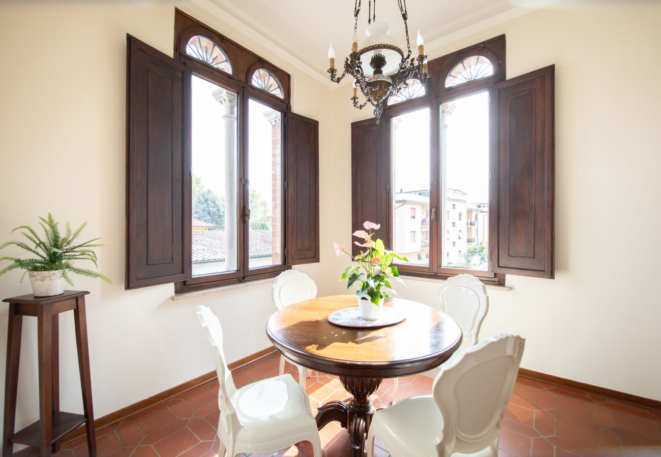 Ferienwohnung in Lucca - Villa Barsotti Luxury Apartment Close Center Town