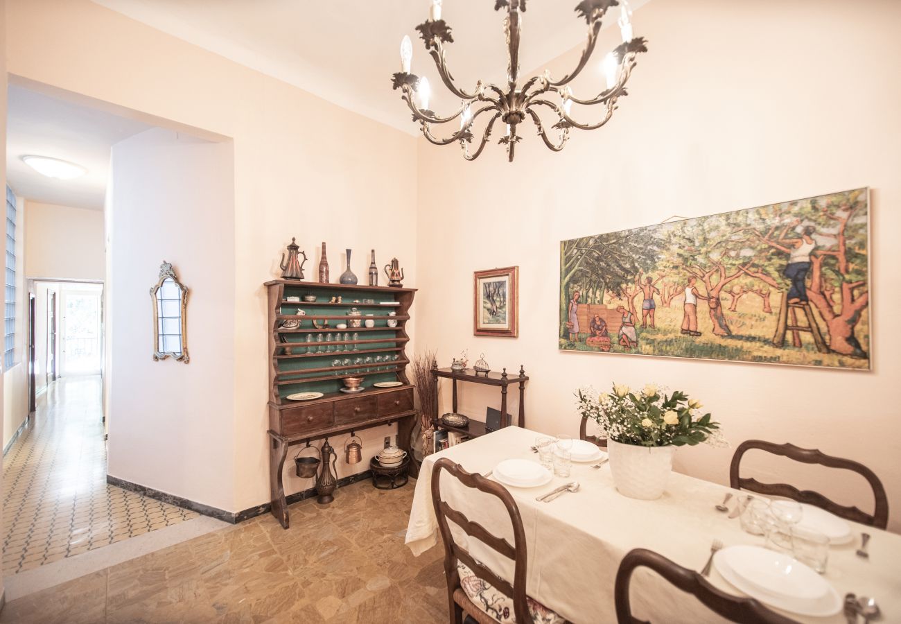 Ferienwohnung in Lucca - Re Migio Apartment with Terrace and Lift