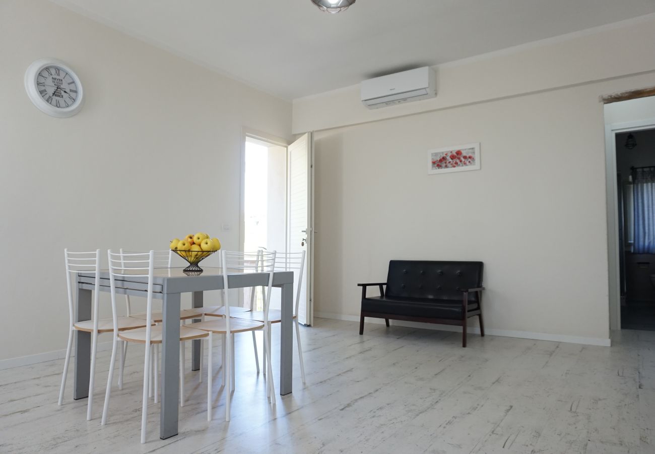 Ferienwohnung in Capannori - Giulia Apartment with Swimming Pool