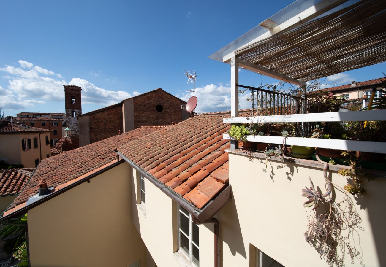 Ferienwohnung in Lucca - Residenza al Pavone Luxury with Terrace