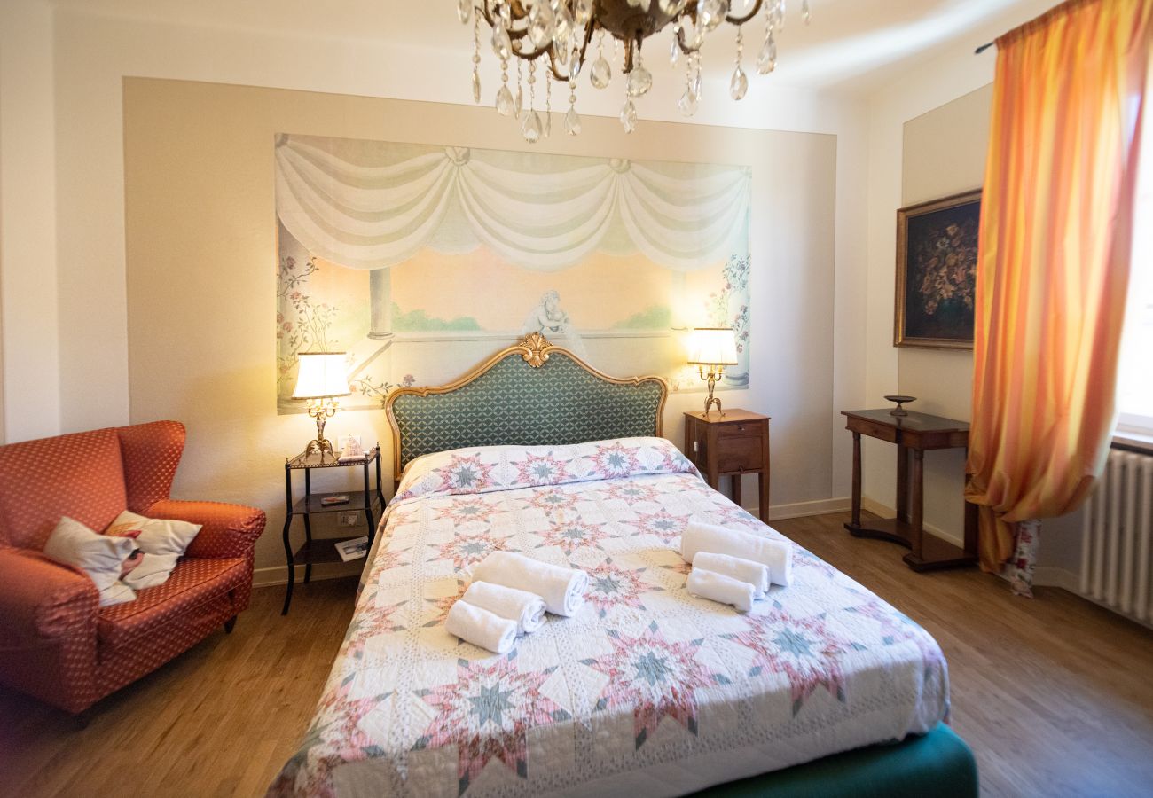 Ferienwohnung in Lucca - Residenza al Pavone Luxury with Terrace