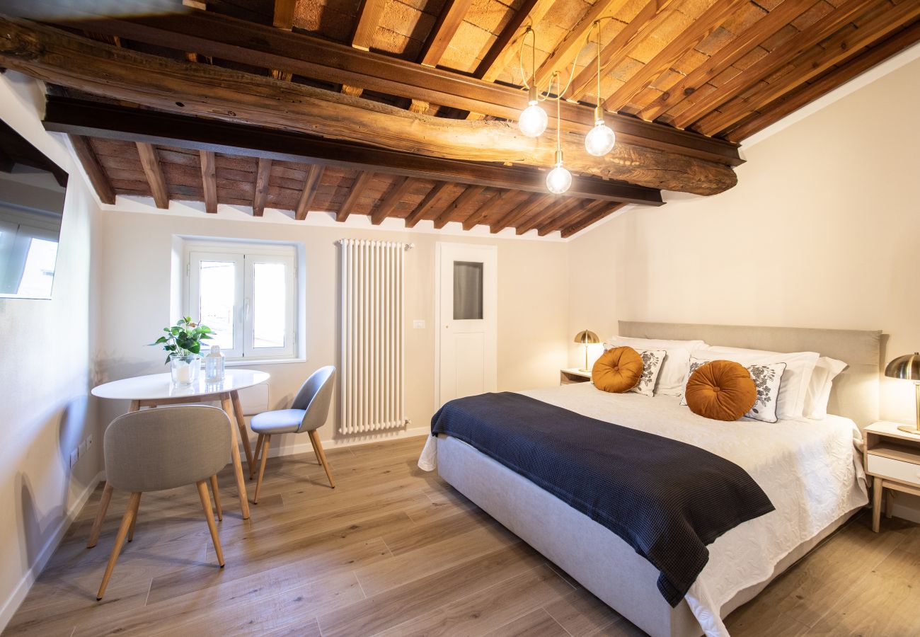 Ferienwohnung in Lucca - Sibilla Luxury Flat in center town