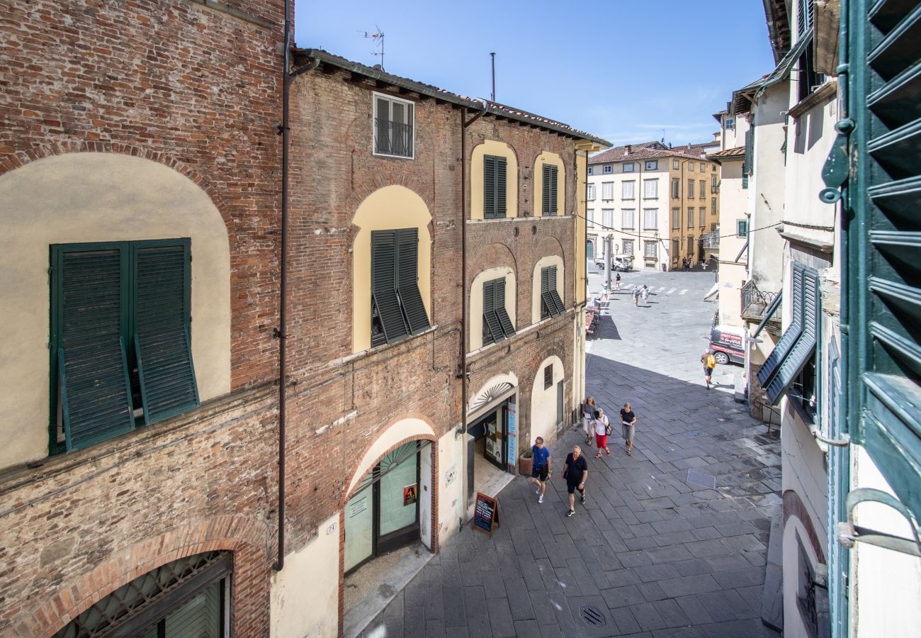 Ferienwohnung in Lucca - Lo Studiolo Luxury Suite in Center Town