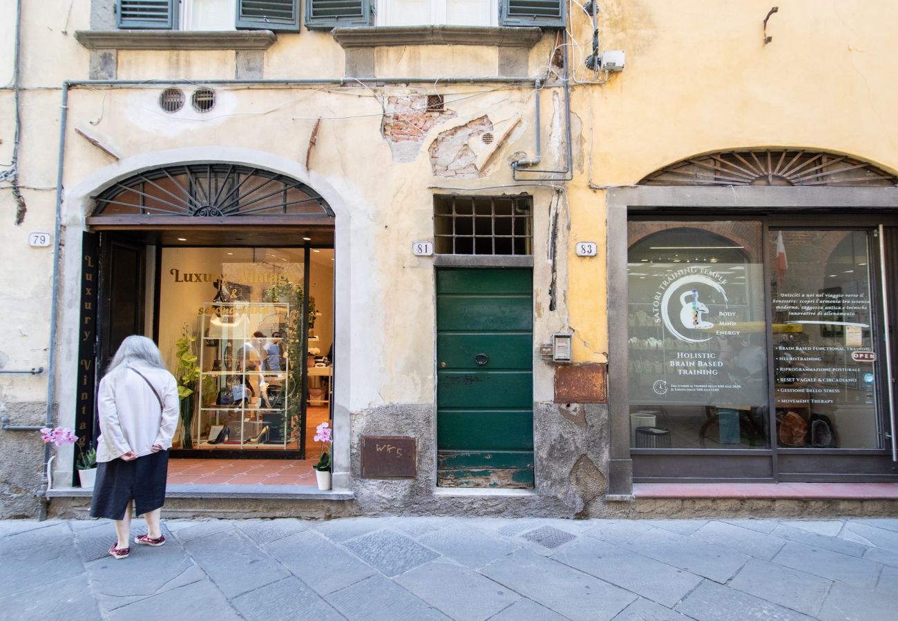 Ferienwohnung in Lucca - Lo Studiolo Luxury Suite in Center Town