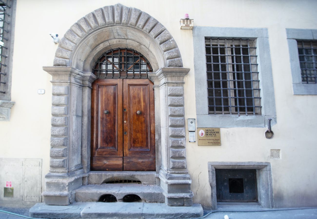 Ferienwohnung in Lucca - Piazza Bernardini Apartment in Center Town