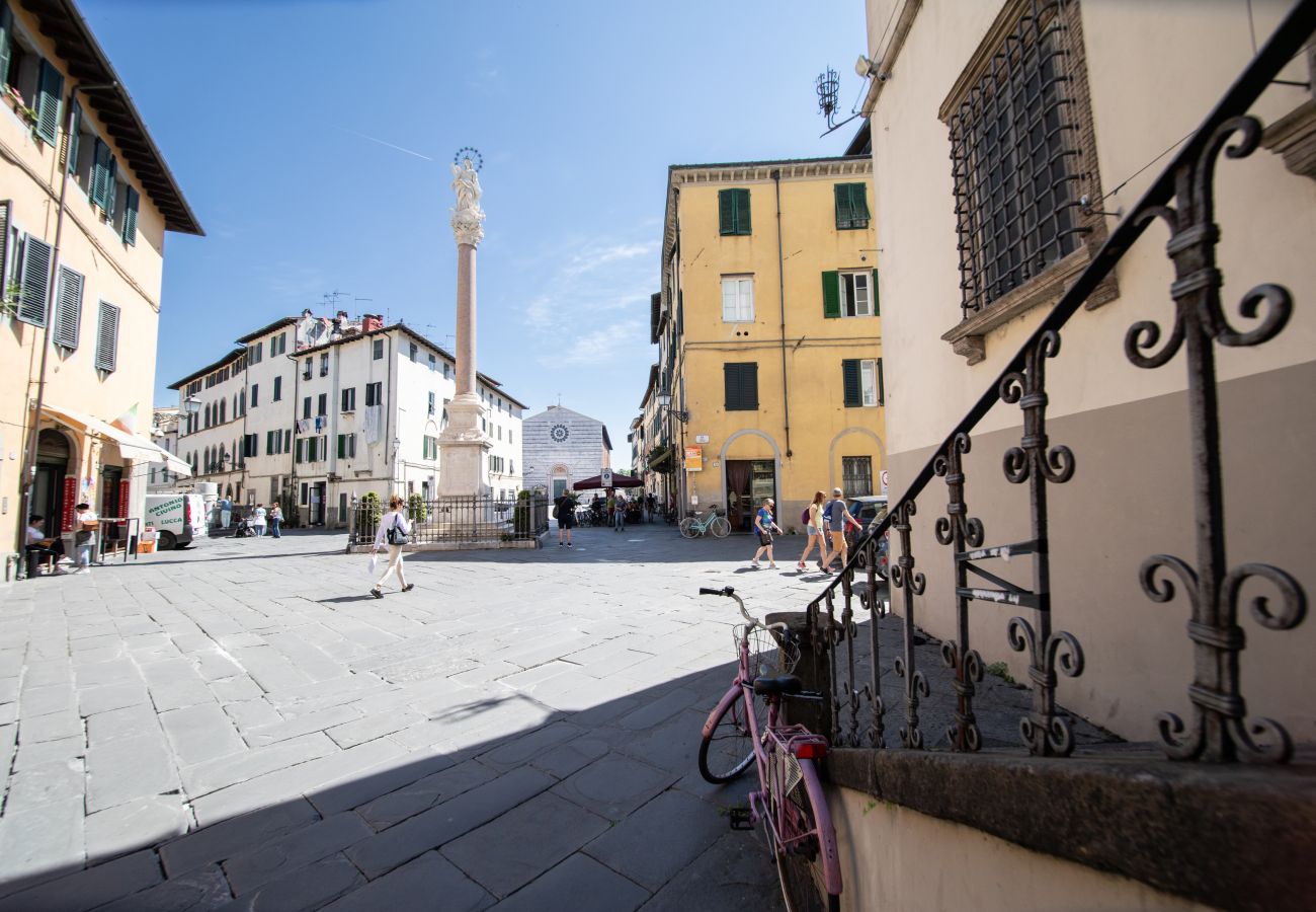 Ferienwohnung in Lucca - Casa Claudette in center town with terrace