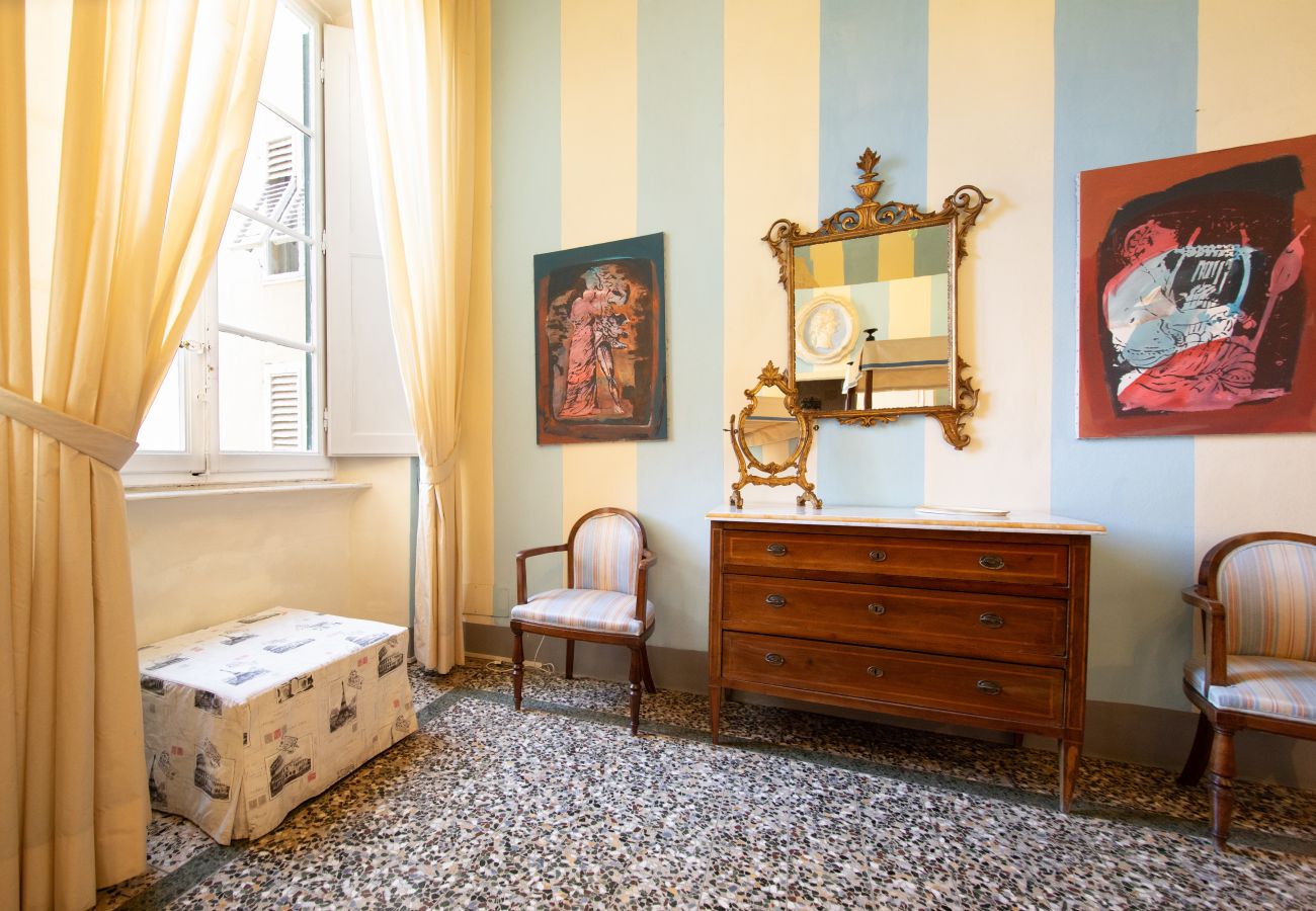 Ferienwohnung in Lucca - Sant'Agostino Luxury Apartment with Terrace