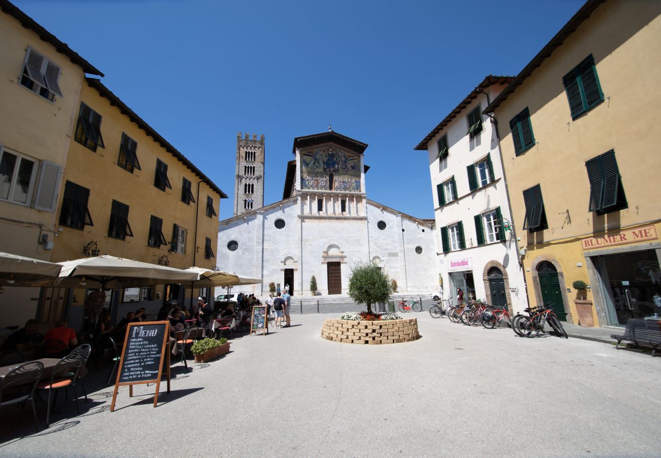 Ferienwohnung in Lucca - La Casa di Riccardo Cosy in Center Town