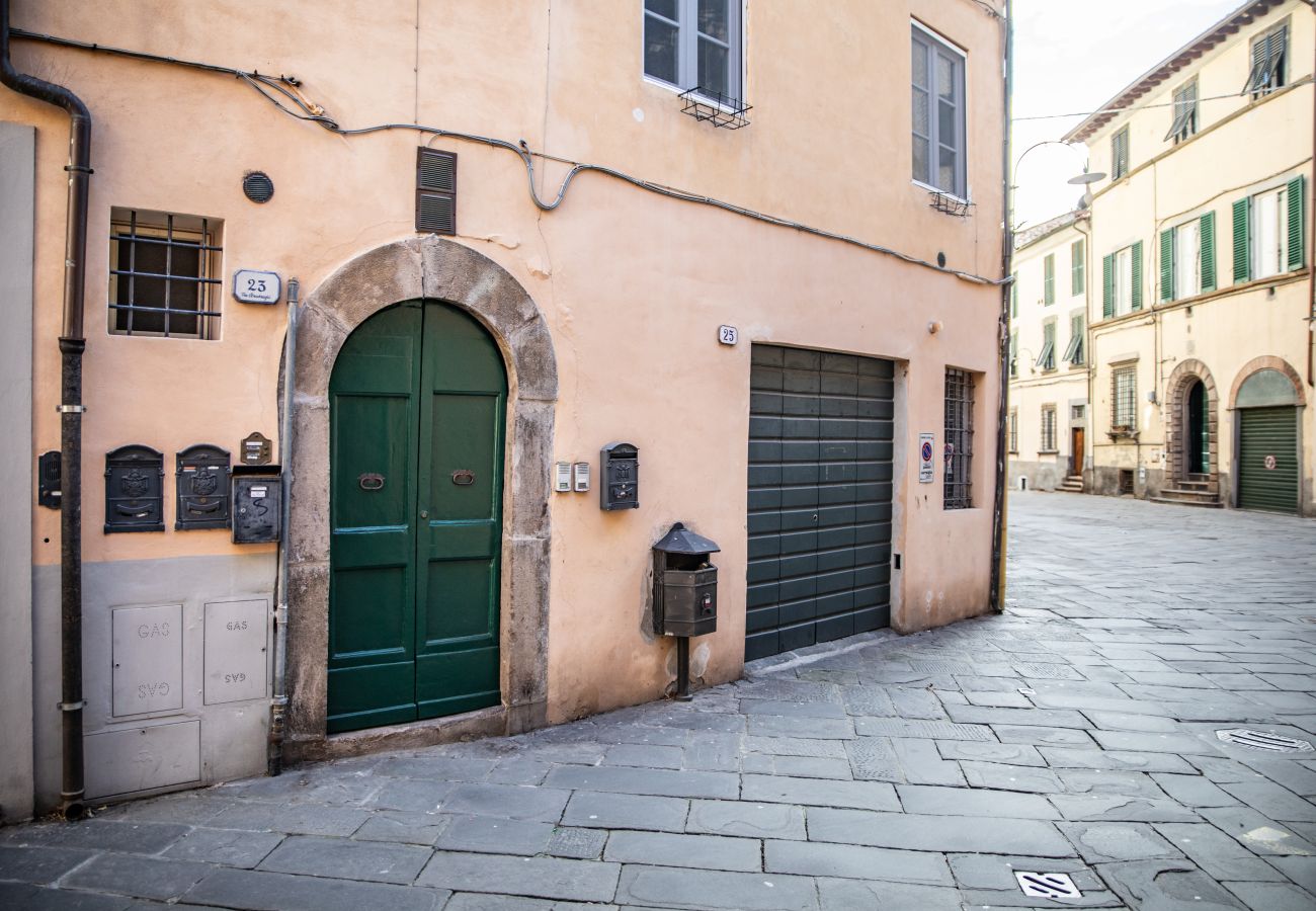 Ferienwohnung in Lucca - Casa Milla In Center Town