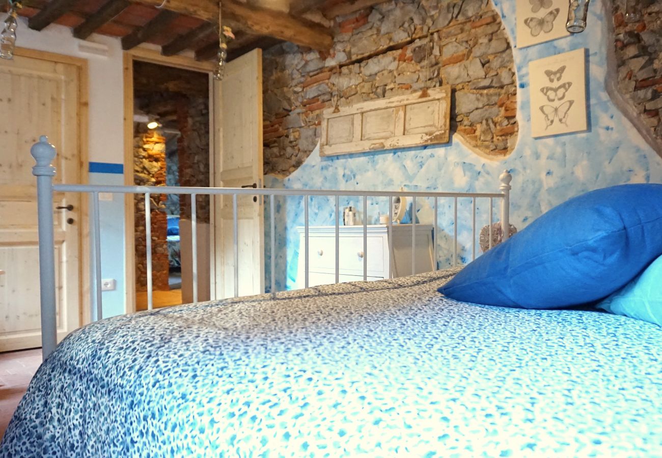 Rent by room in Chiatri - Camera La Piccionaia with Swimming Pool