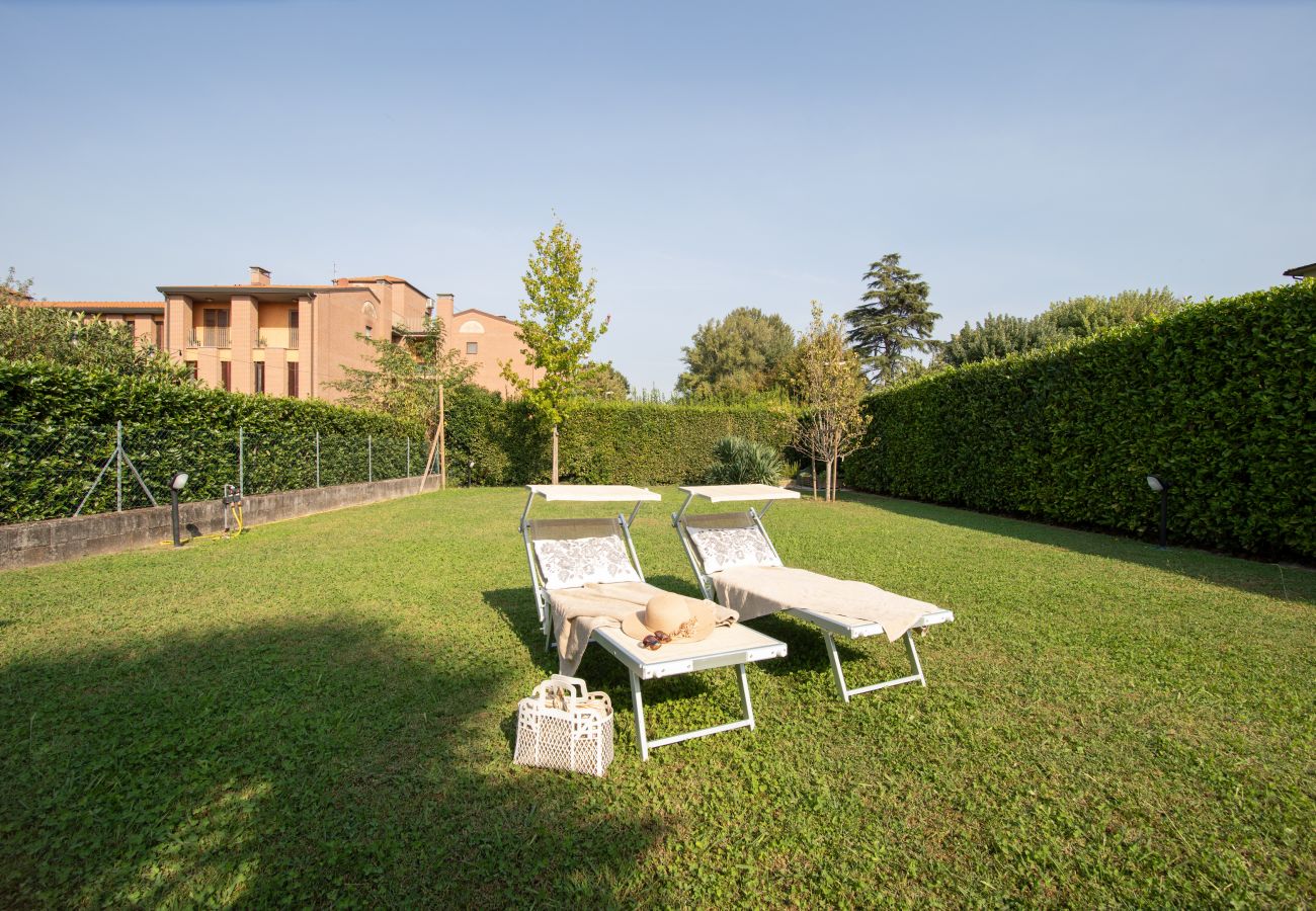 Apartment in Lucca - Villa Barsotti Luxury Apartment Close Center Town