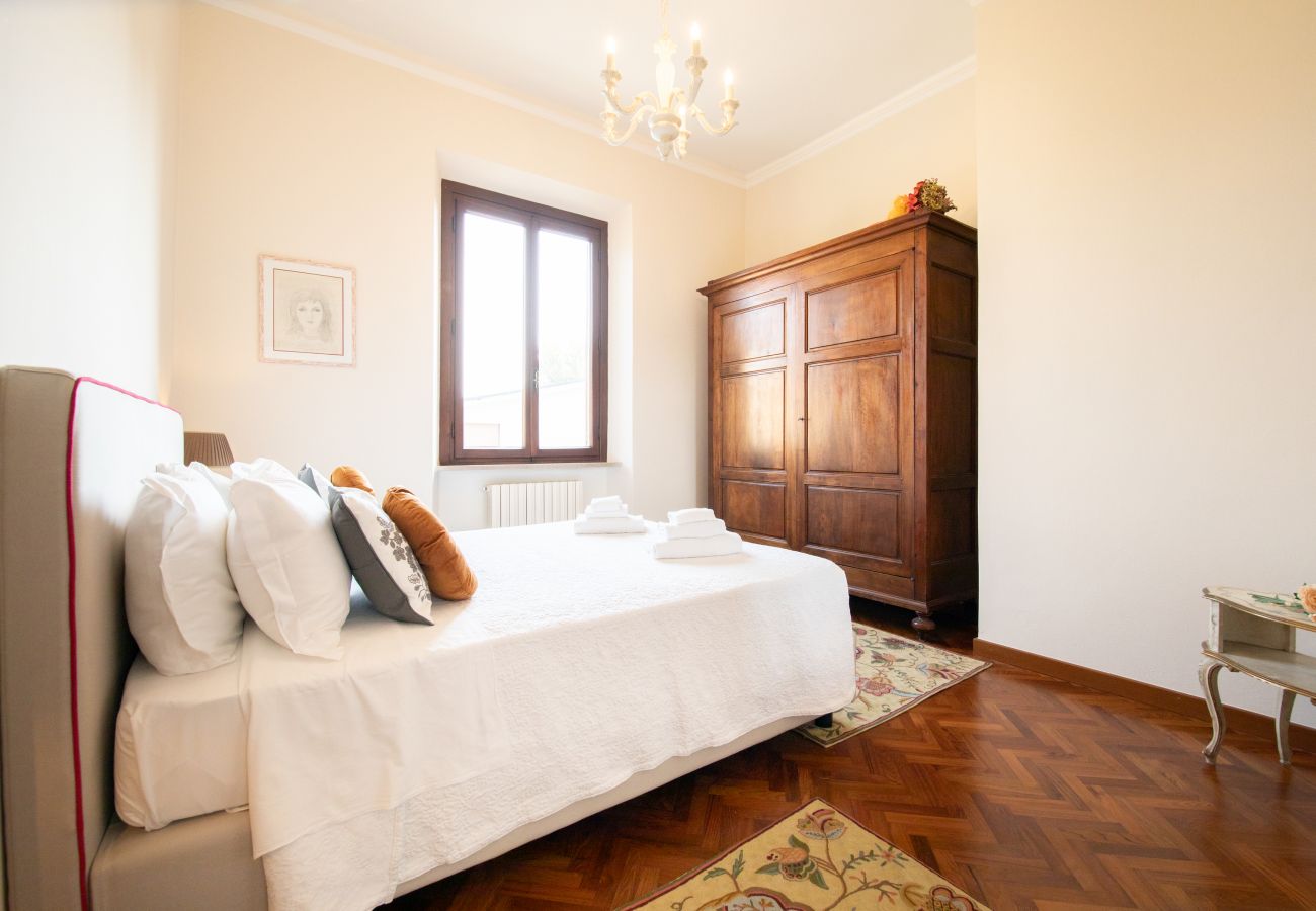 Apartment in Lucca - Villa Barsotti Luxury Apartment Close Center Town