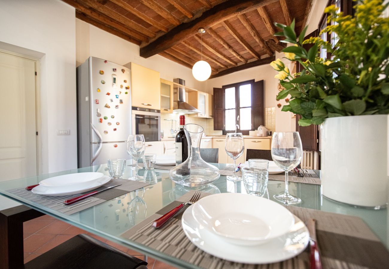 Apartment in Lucca - Serena Apartment Cosy Close Center Town