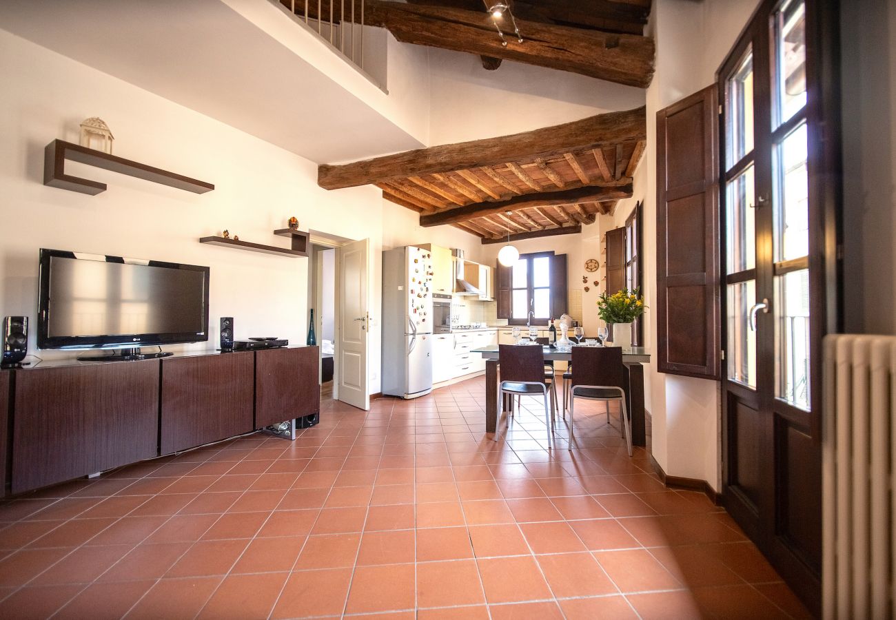 Apartment in Lucca - Serena Apartment Cosy Close Center Town