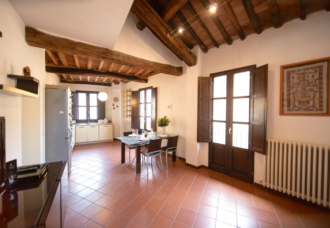 Apartment in Lucca - Serena Apartment Cosy Close Center Town