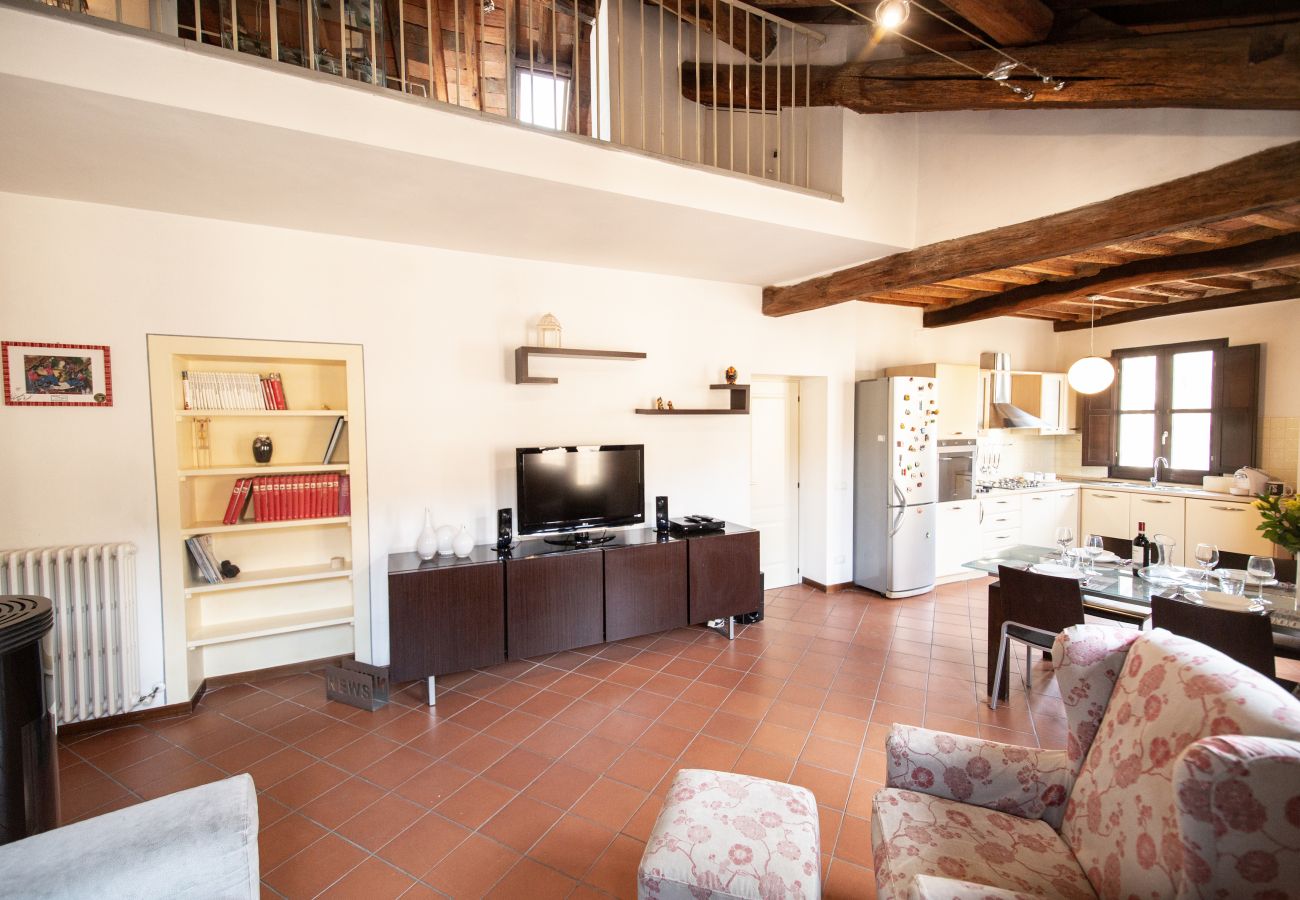 Apartment in Lucca - Serena Apartment Cosy Close Center Town