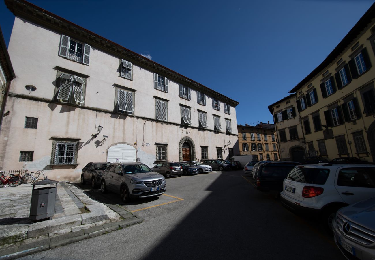 Apartment in Lucca - Venus Luxury Apartment in Center Town