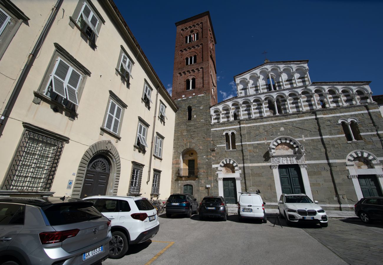 Apartment in Lucca - Venus Luxury Apartment in Center Town