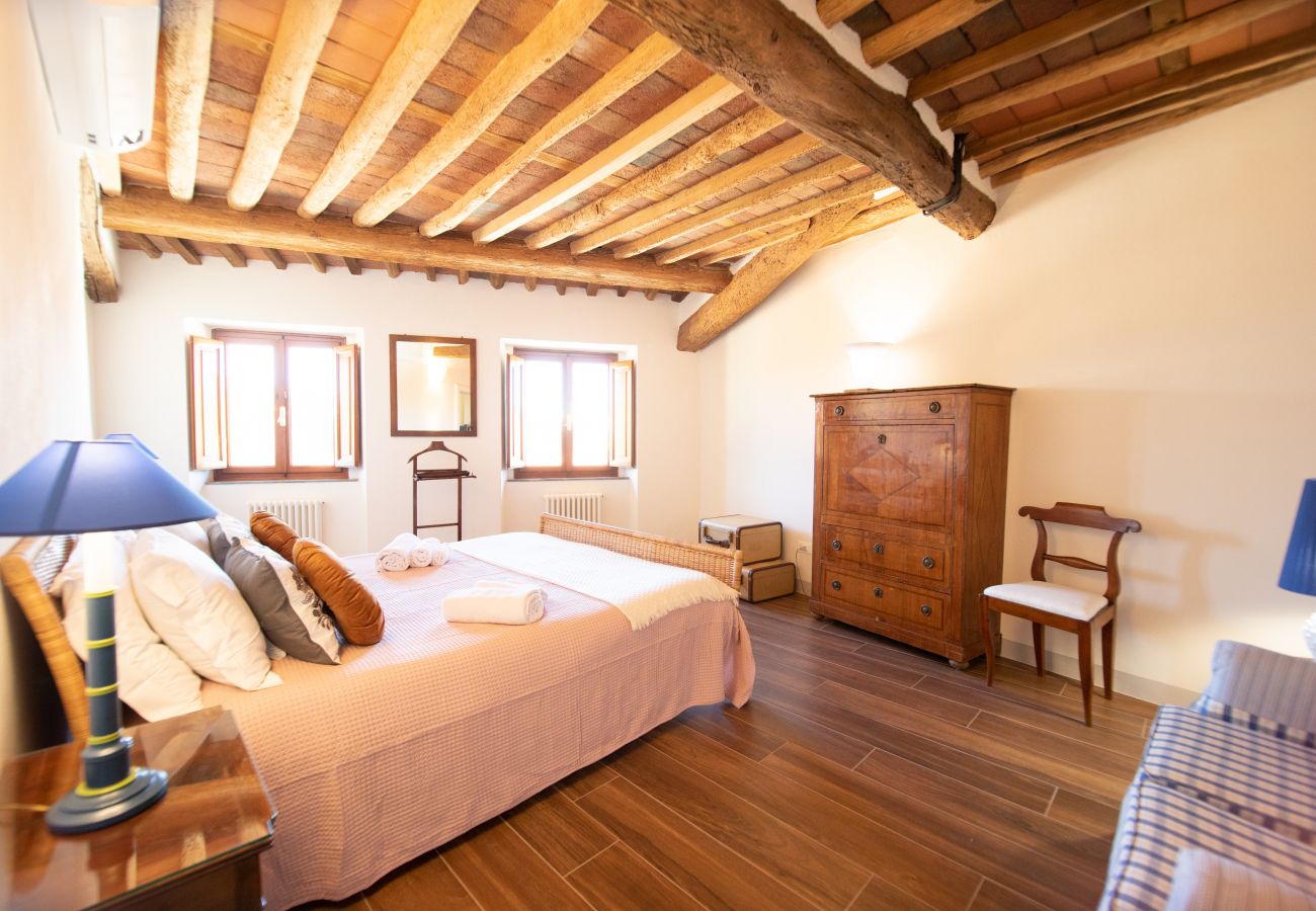 Apartment in Lucca - Casa Colette Cosy in Center Town