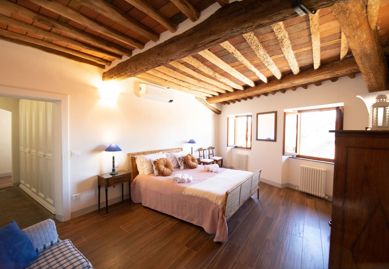 Apartment in Lucca - Casa Colette Cosy in Center Town