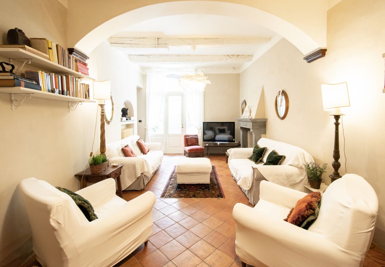 Apartment in Lucca - Casa Clara Luxury with Terrace