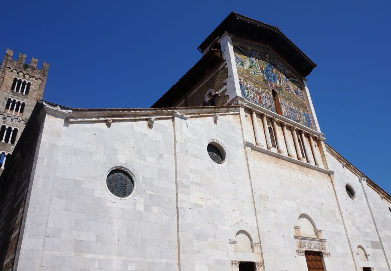 Apartment in Lucca - Casa Clara Luxury with Terrace