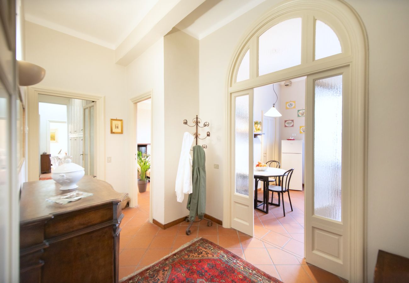 Apartment in Lucca - Casa di Anna in front of the Walls