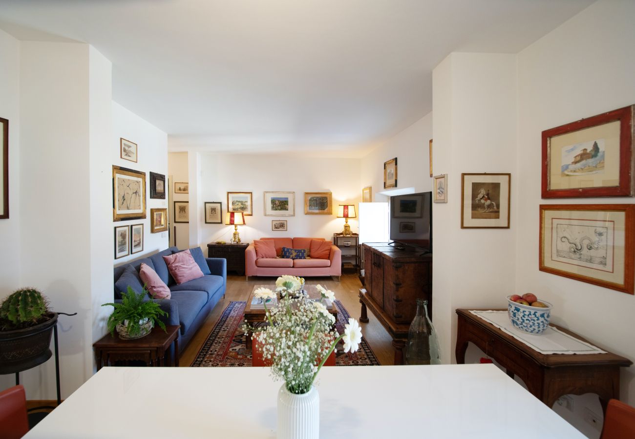 Apartment in Lucca - Piazza Bernardini Apartment in Center Town