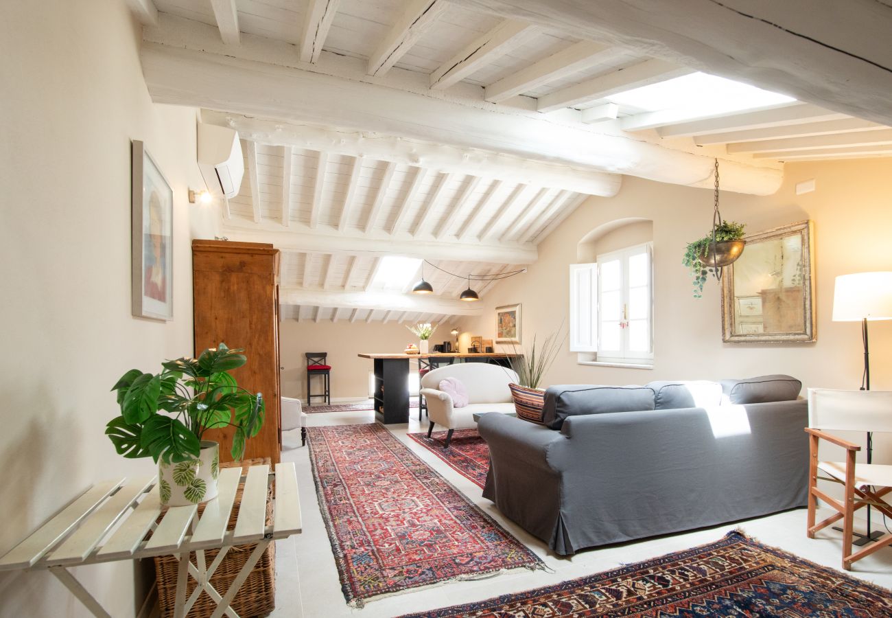 Apartment in Lucca - Casa Cantore Close to the Walls