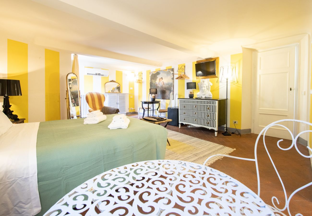 Apartment in Lucca - Sant'Agostino Luxury Apartment with Terrace