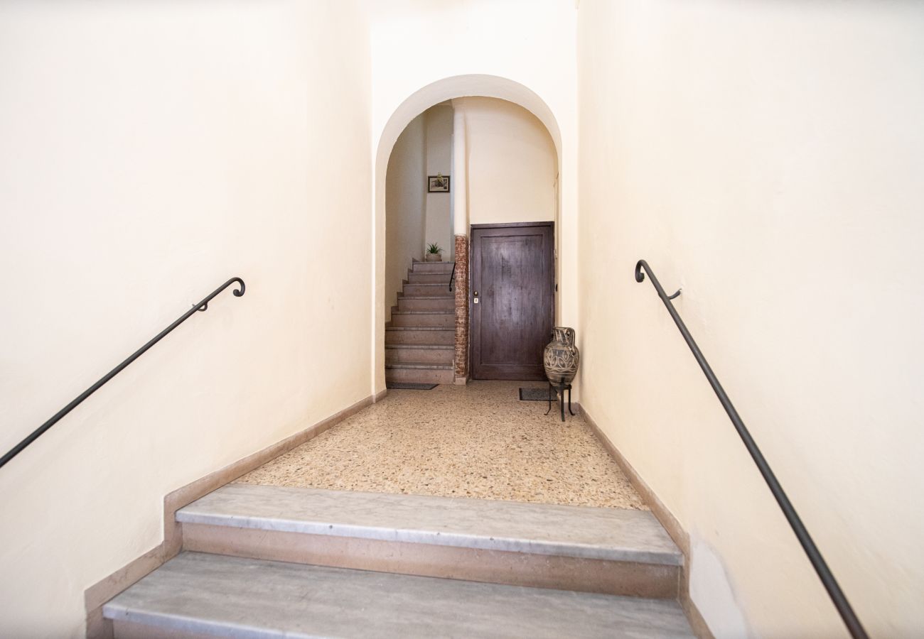 Apartment in Lucca - Singer House in Center Town