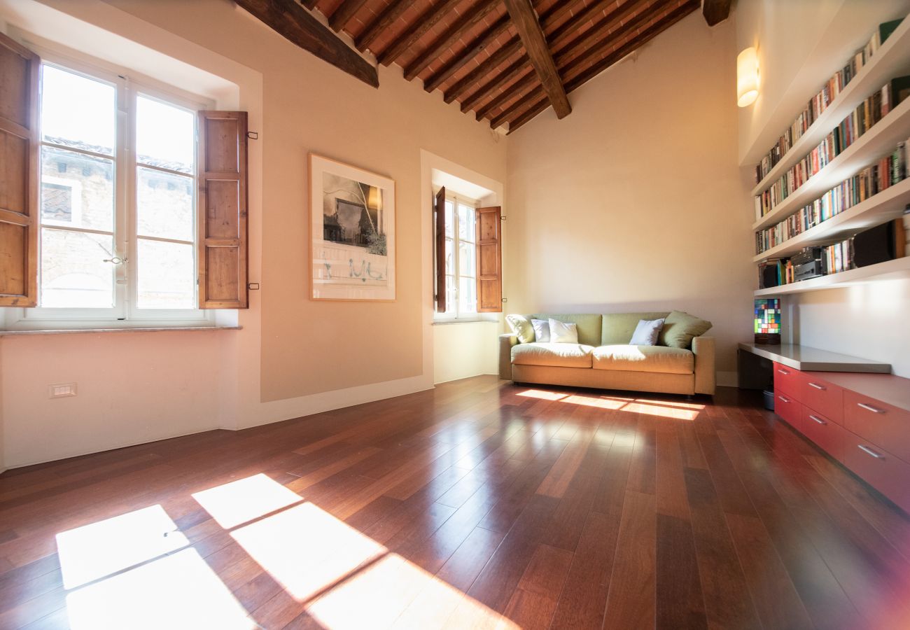 Apartamento en Lucca - Casa della Luce Luxury in Center Town