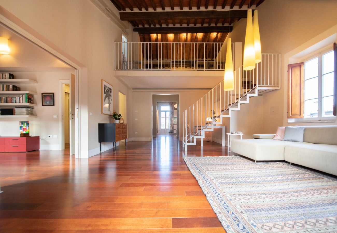 Apartamento en Lucca - Casa della Luce Luxury in Center Town