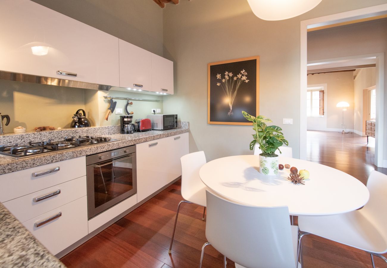 Apartamento en Lucca - Casa della Luce Luxury in Center Town