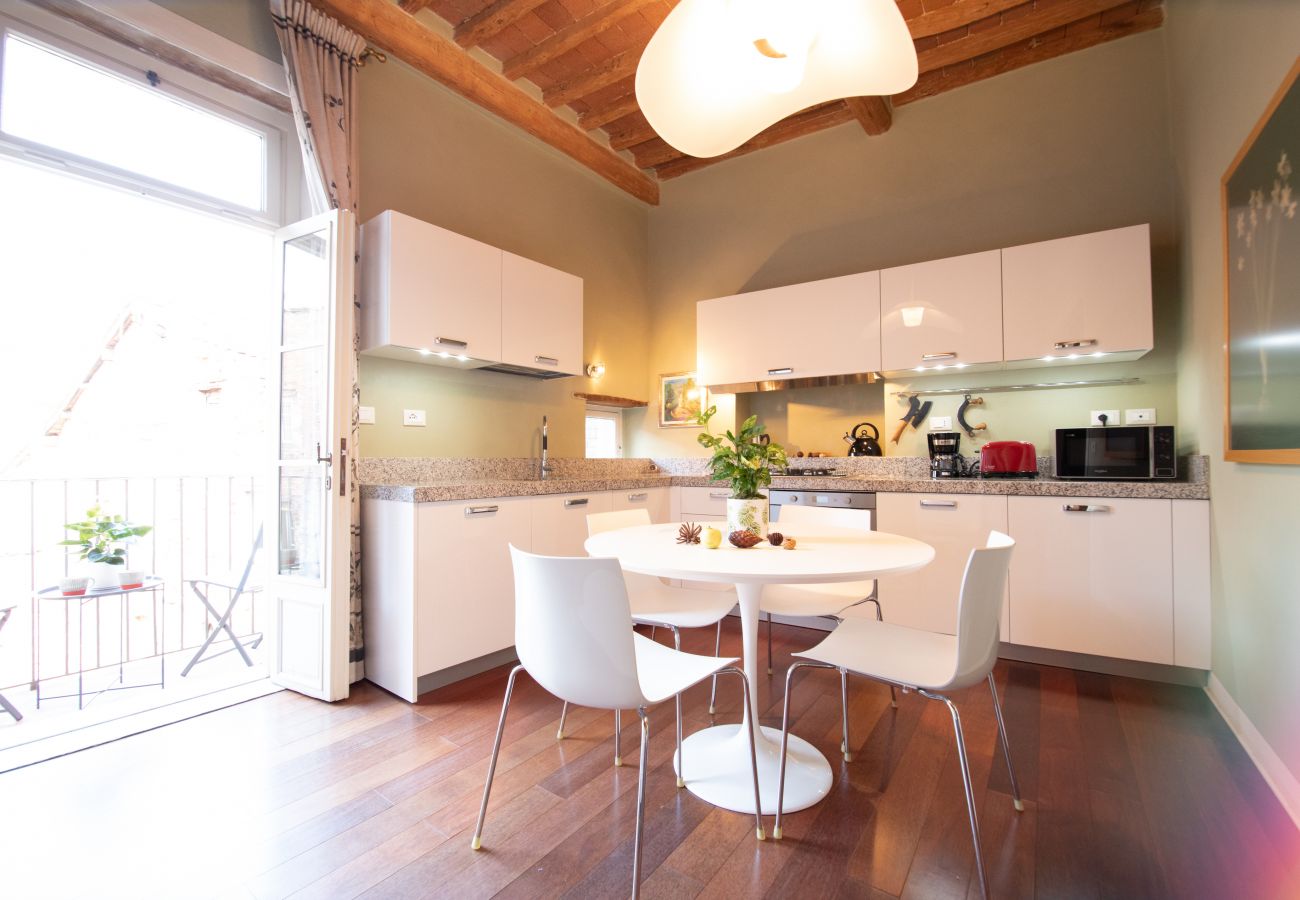 Apartamento en Lucca - Casa della Luce Luxury in Center Town