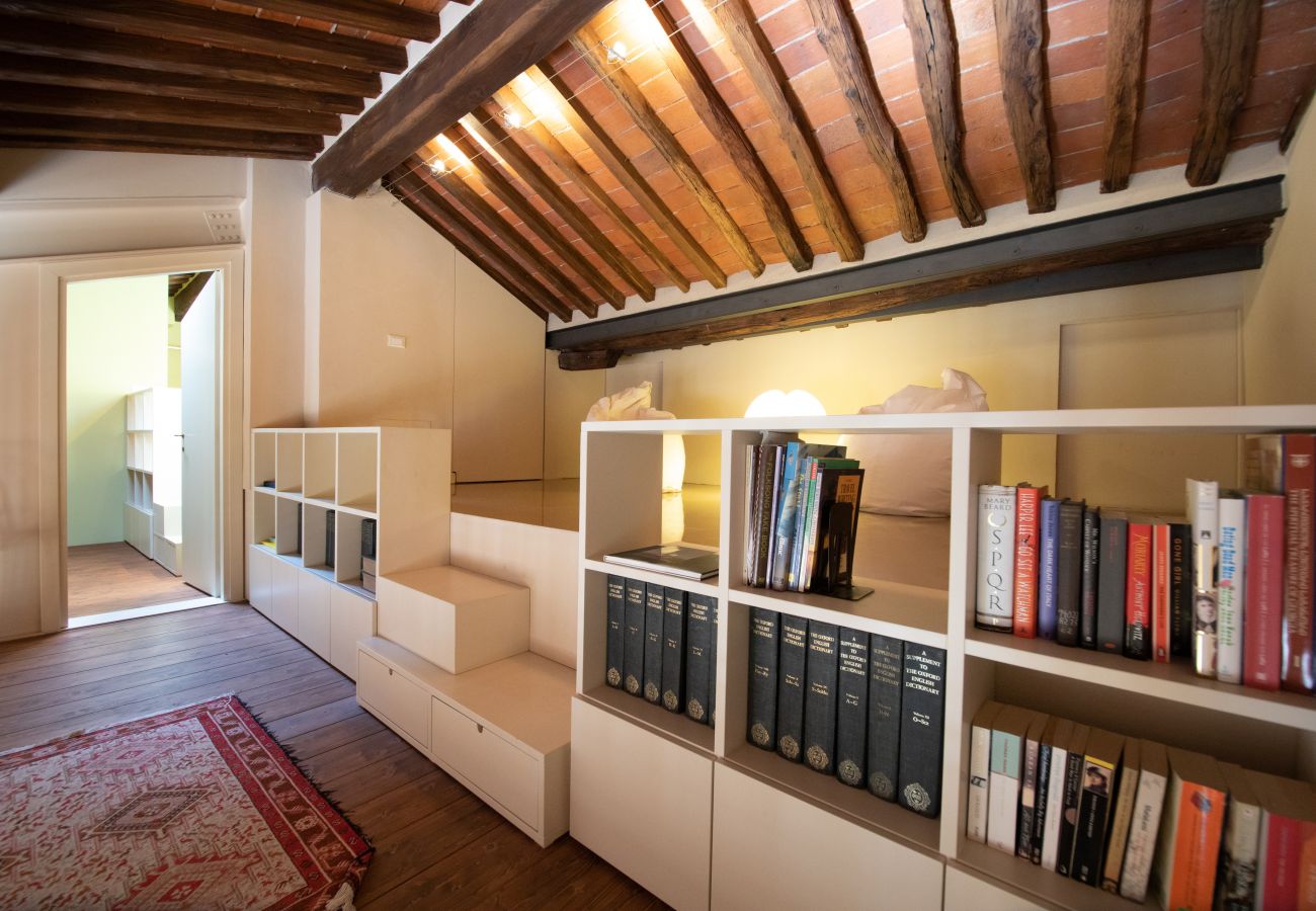 Apartamento en Lucca - Casa della Luce Luxury in Center Town